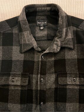 For The Republic Men's Black and Gray Plaid Button-Down Shirt